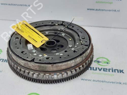 Flywheel RENAULT KADJAR (HA_, HL_) 1.3 TCe 140 (140 hp) 17122335