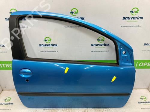 Dør høyre foran PEUGEOT 107 (PM_, PN_) 1.0 (68 hp) 23394025