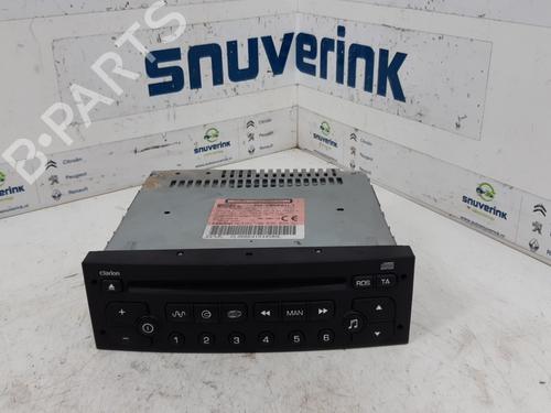 Autoradio PEUGEOT 206+ (2L_, 2M_) 1.4 i (2LKFWA, 2MKFWA) (75 hp) 10796610