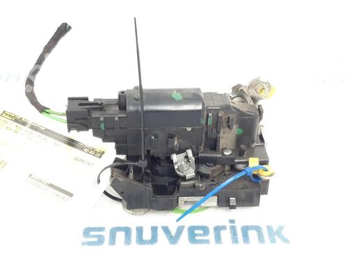 Venstre foran lås IVECO DAILY V Van 35C15 V, 40C15 V, 45C15 V, 50C15 V, 60C15 V,65C15 V (146 hp) 13193782