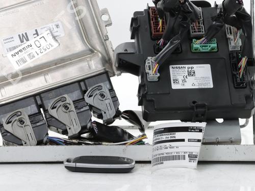 Used Engine control unit (ECU) Engine control unit (ECU) 38544958 38544958
