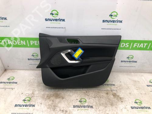 Høyre frontpanel Høyre frontpanel 18300959 18300959