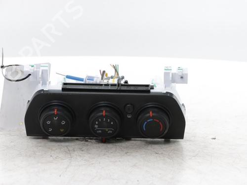 climate-control-dacia-sandero-iii-2021-38347249 main image
