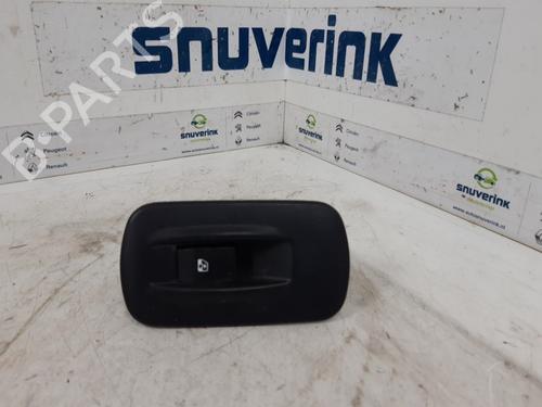 Used Switch RENAULT TRAFIC II Van (FL) 2.0 dCi 90 (FL0H) (90 hp) 24163476
