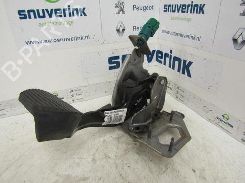 Used Break pedal PEUGEOT 2008 I (CU_) 1.6 HDi (92 hp) 17048565