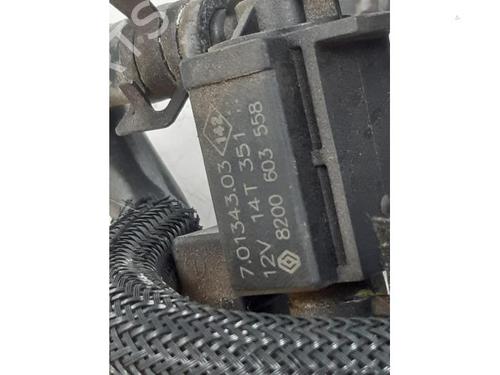 electronic-sensor-renault-captur-i-j5_-h5_-12-tce-120-284429097r-2013-16099390 main image