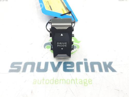 Used Switch PEUGEOT 5008 II (MC_, MJ_, MR_, M4_) 1.2 THP (MRHNYH, MRHNYW, MRHNSJ, MRHNSU, MRHNSM) (131 hp) 16409134