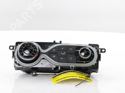Used Climate control Climate control 39267618 39267618
