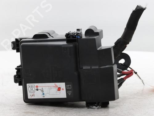 Used Fuse box Fuse box CITROËN C3 IV (CC_, CB_) 1.2 PureTech 100 (CCHPV4) (101 hp) 33845990 33845990