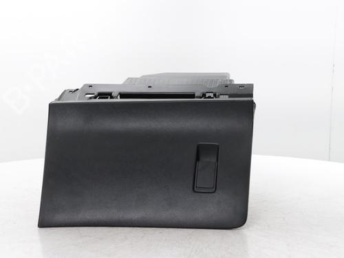 Used Glove box Glove box PEUGEOT 208 II (UB_, UP_, UW_, UJ_) 1.2 PureTech 100 (101 hp) 34565168 34565168