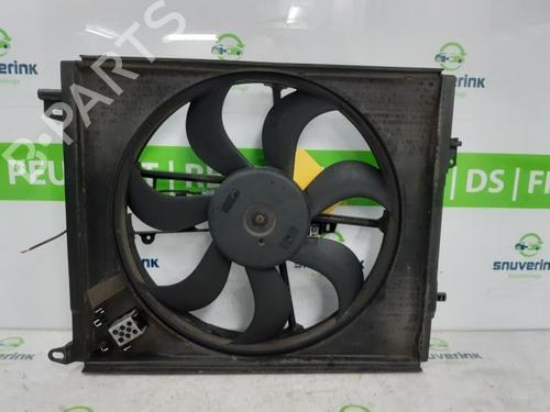 Used Electronic module Electronic module RENAULT SCÉNIC IV (J9_) 1.2 TCe 130 (130 hp) 40582403 40582403