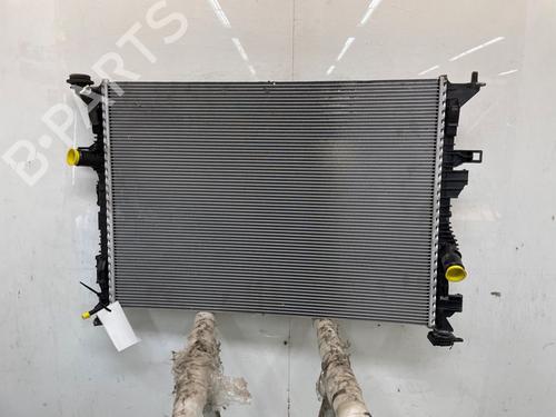 Used Water radiator Water radiator 38409043 38409043