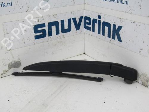 Used Rear windshield wiper arm RENAULT CLIO IV (BH_) 1.5 dCi 75 (75 hp) 13189929