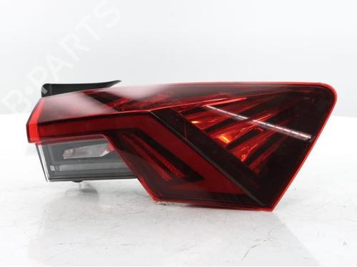 right-taillight-skoda-octavia-iv-combi-nx5-pv5-2019-39619079 main image