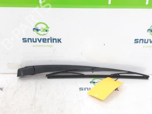 Used Rear windshield wiper arm RENAULT TWINGO III (BCM_, BCA_) Z.E: (BCA1) (82 hp) 18132086