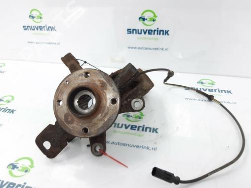 Used Right front steering knuckle Right front steering knuckle 21195106 21195106