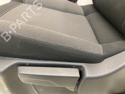 Left front seat CITROËN C3 III (SX) 1.2 PureTech 82 | BP30186161C15