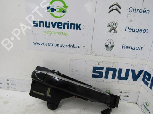 Used Front right exterior door handle Front right exterior door handle 18748149 18748149