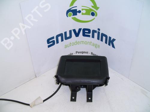 display-monitor-renault-trafic-ii-van-fl-20-dci-115-fl01-fl0u-8200001376-2001-13188116 main image
