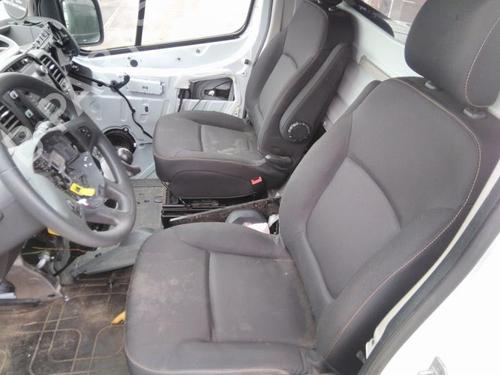 Fuse box RENAULT TRAFIC III Van (FG_) 1.6 dCi 125 (FGMH) | BP40581719E1 - Image 31