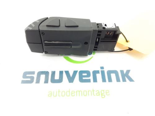 Steering wheel controls RENAULT TWINGO III (BCM_, BCA_) 1.0 SCe 70 | BP13945853E15 