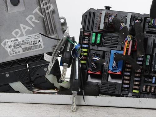 Used Engine control unit (ECU) Engine control unit (ECU) OPEL CROSSLAND X / CROSSLAND (P17, P2QO) 1.6 Turbo D (75) (99 hp) 36702109 36702109