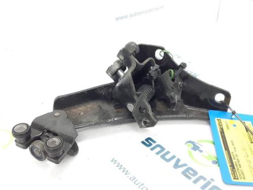 Used Interior handle Interior handle PEUGEOT PARTNER Box Body/MPV 1.6 HDi 16V (90 hp) 40571051 40571051