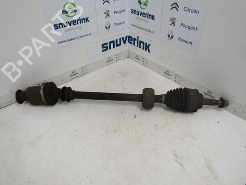 Used Right front driveshaft RENAULT SCÉNIC I MPV (JA0/1_, FA0_) 1.6 (JA00, JA16, JA15, JA19, JA1V, JA2B, JA2C, JA0B,... (107 hp) 10789327