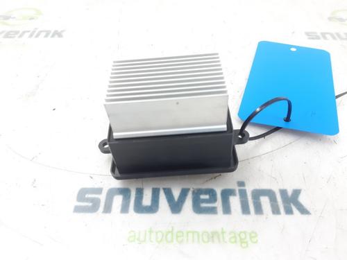 Used Heater resistor PEUGEOT 3008 II SUV (MC_, MR_, MJ_, M4_) 1.2 THP/ PureTech 130 (MRHNSM, MRHNSU, MRHNSJ, MRHNYW,... (131 hp) 23393960
