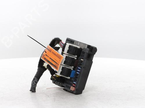 Used Fuse box Fuse box 34566529 34566529