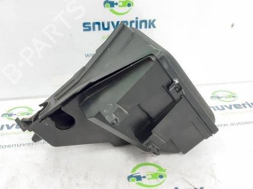 Used Fuse box Fuse box 17763784 17763784