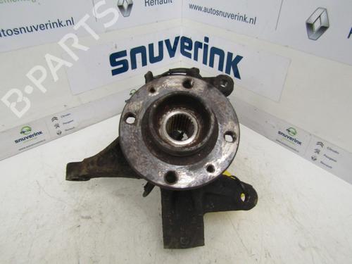 Used Right front steering knuckle RENAULT SCÉNIC II (JM0/1_) 1.9 dCi (JM14) (131 hp) 10784524