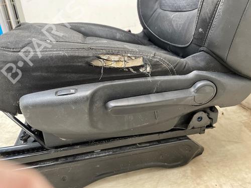 Left front seat OPEL VIVARO B Van (X82) 1.6 CDTI (05) | BP31960335C15