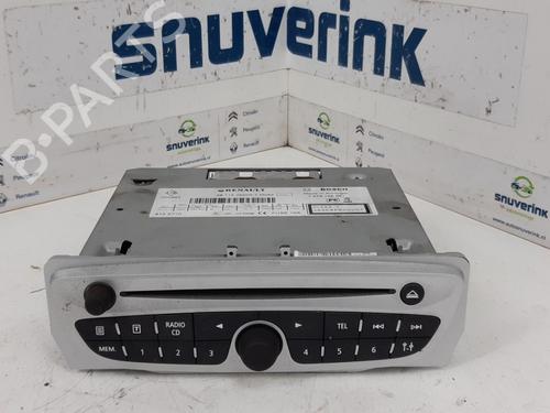 Used Radio RENAULT MEGANE III Hatchback (BZ0/1_, B3_) 1.6 16V (BZ1B, BZ1H) (110 hp) 10808968