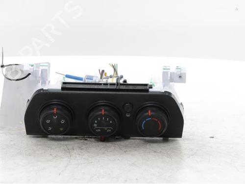 climate-control-dacia-sandero-iii-2021-38347249 main image