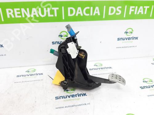 Clutch pedal RENAULT LAGUNA Coupe (DT0/1) 2.0 GT | BP17763797I13 