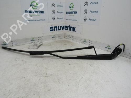 Used Front windshield wiper arm Front windshield wiper arm CITROËN C4 CACTUS 1.2 THP 110 (110 hp) 40564880 40564880
