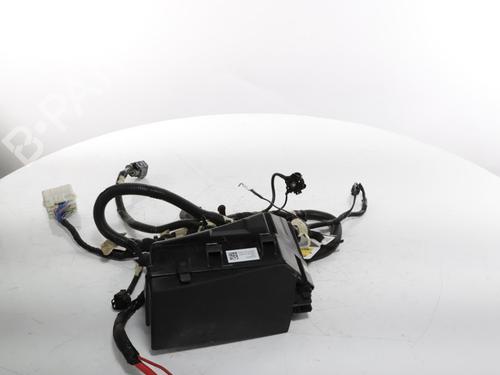 Fuse box VOLVO EX40 (536) EV | BP27971169E1 - Image 8