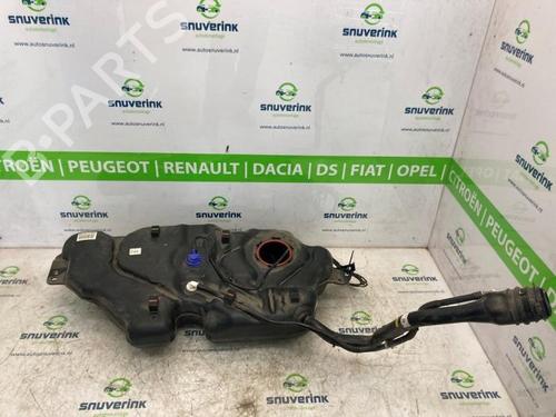 Used Fuel tank Fuel tank RENAULT CAPTUR II (HF_) TCe 140 (HFN0) (140 hp) 40580645 40580645