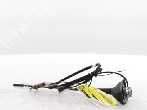 Used Antenna/Base RENAULT TWINGO III (BCM_, BCA_) 1.0 SCe 70 (71 hp) 30866668