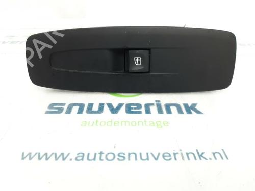 Used Switch RENAULT MEGANE IV Hatchback (B9A/M/N_) 1.5 dCi 110 (B9A3) (110 hp) 10802415