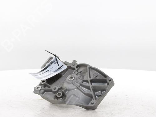 Støtte Støtte PEUGEOT 308 SW III (FC_, FJ_, FR_, F4_, FN_) BlueHDi 130 (FCYHZL, FCYHZT) (131 hp) 33696747 33696747