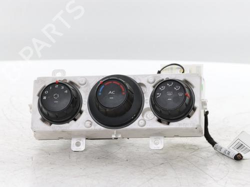 Used Climate control RENAULT MASTER III Van (FV) 2.3 dCi 165 FWD (FV0P, FV0U, FV11, FV12, FV1E) (163 hp) 31592258