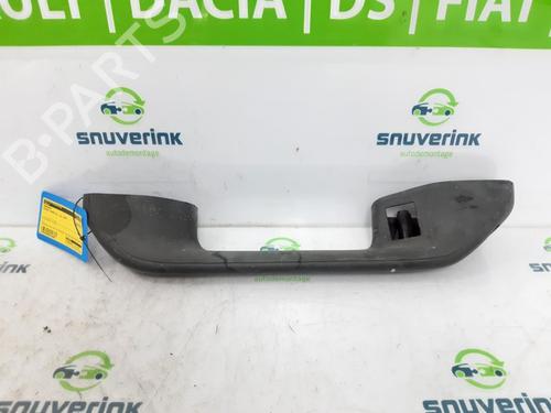 Used Interior roof handle Interior roof handle 23122609 23122609