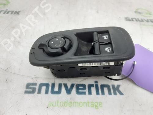 Used Switch Switch FIAT 500e (332_) Elektro 3+1 (FA1) (118 hp) 40582107 40582107