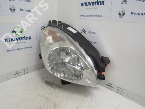 Used Right headlight Right headlight CITROËN XSARA PICASSO (N68) 1.8 16V (115 hp) 10789577 10789577