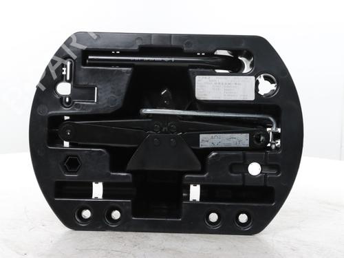 Used Jack Kit Jack Kit RENAULT CAPTUR I (J5_, H5_) 1.2 TCe 120 (120 hp) 34567388 34567388
