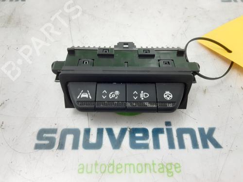 Used Switch RENAULT ARKANA I (LCM_, LDN_) 1.6 E-TECH 145 (LDMU) (143 hp) 18550362