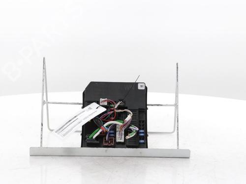 Used Fuse box NISSAN LEAF (ZE1) Electric (150 hp) 30757239