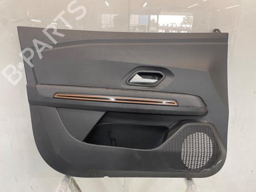 Forra frente esquerda Forra frente esquerda DACIA SANDERO III 1.0 TCe 100 ECO-G (101 hp) 33696402 33696402